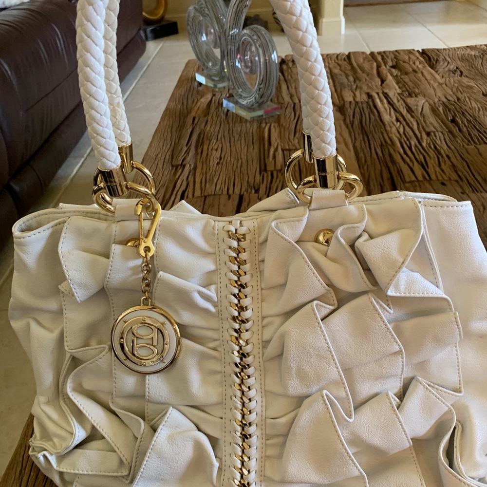 Bebe handbag(new without tags)